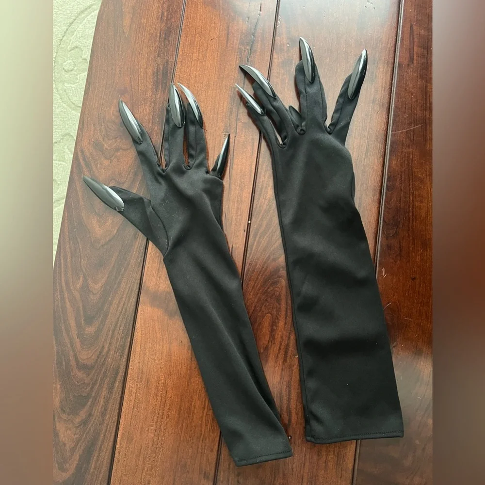 Black Claw Gloves